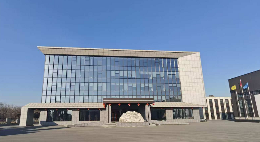 2025年張燈結(jié)彩迎新春